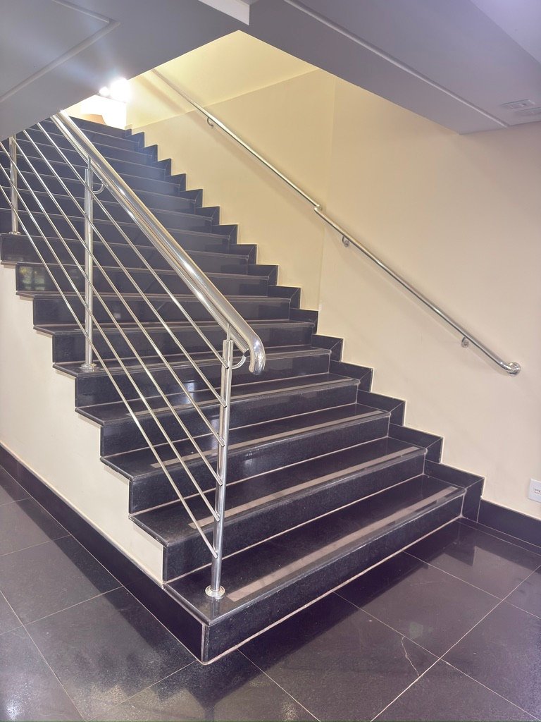 DF6F17BD-FA38-46B2-9ADD-766C4D74C682_1_105_c